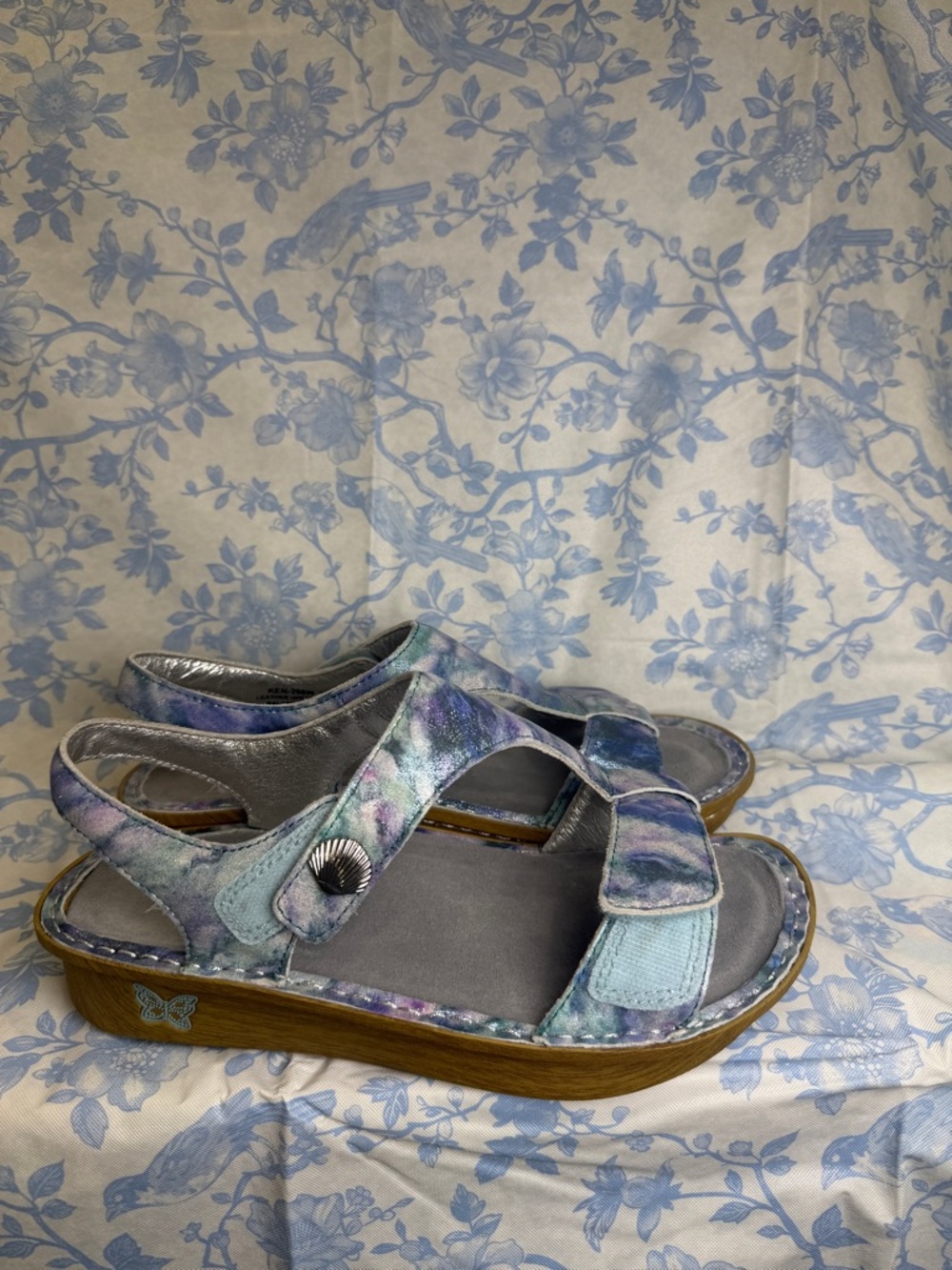 Alegria Sandals Kendra strap leather shoes 8 to 8.5 great condtion